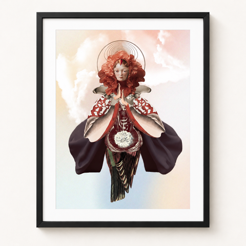 La devoción · mockup de referencia con marco negro y paspartú blanco.
